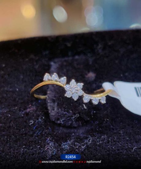 New Diamond Ring Design For Women in Taj Diamond