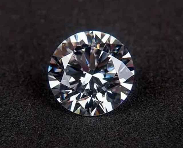 Round-Brilliant-Diamond