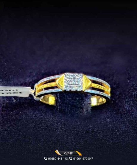 Round Cut Diamond Ring